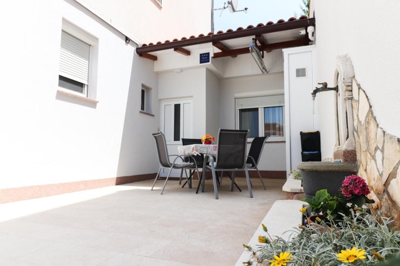 Apartment Vlado Vrsar Exterior photo