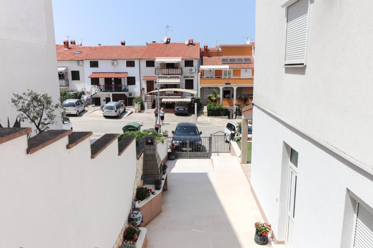 Apartment Vlado Vrsar Exterior photo
